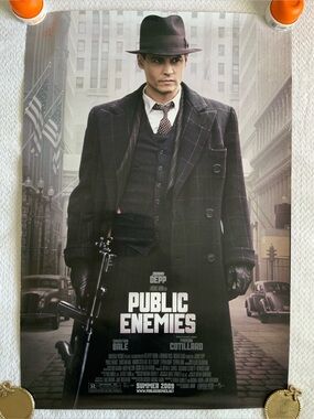 Public Enemies 2009 Movie Poster (27X40)